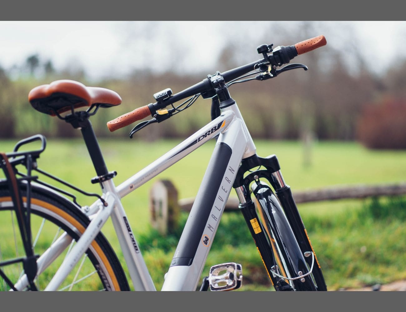 Dallingridge Malvern 14Ah Everyday Trekking E-Bike Silver EB700FMN-V2